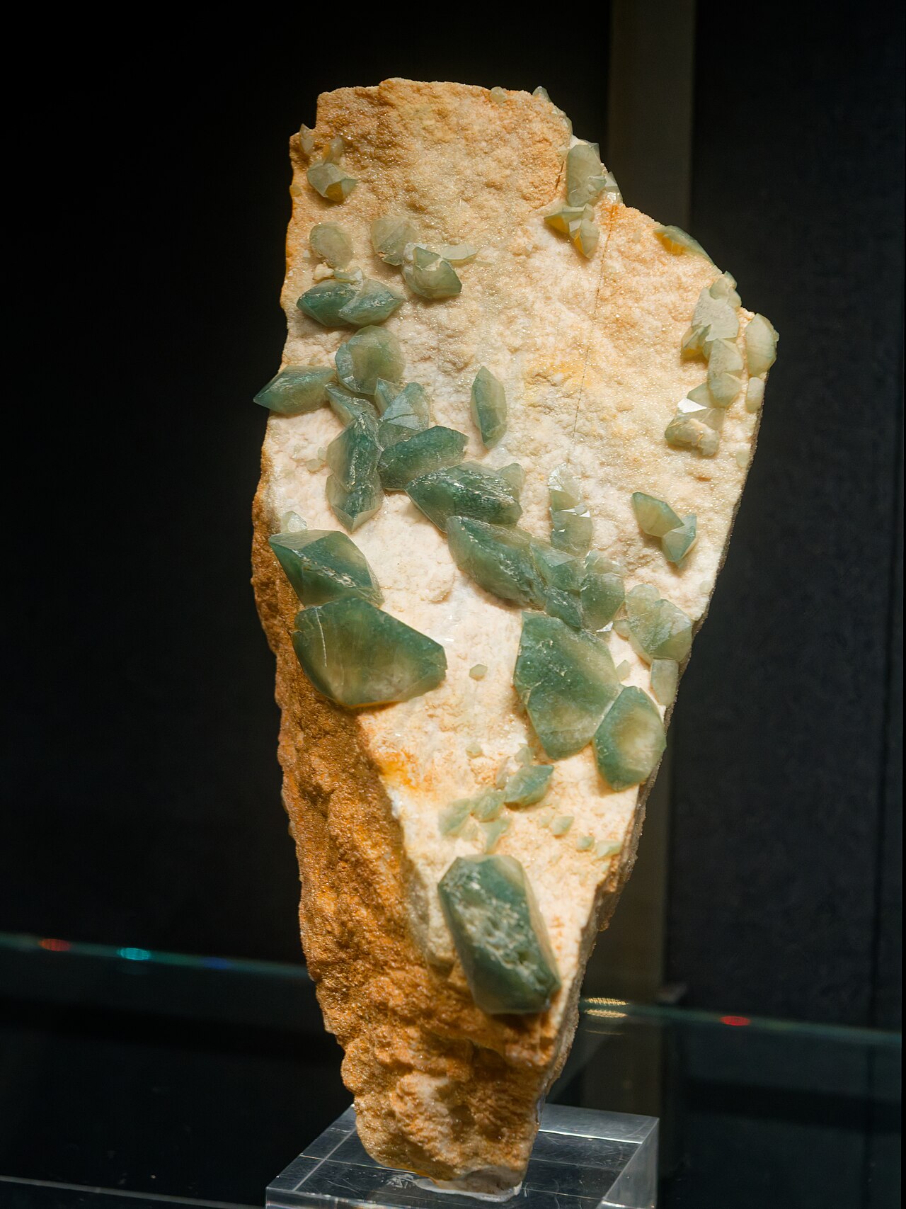 Photo 1 de Apatite bleue